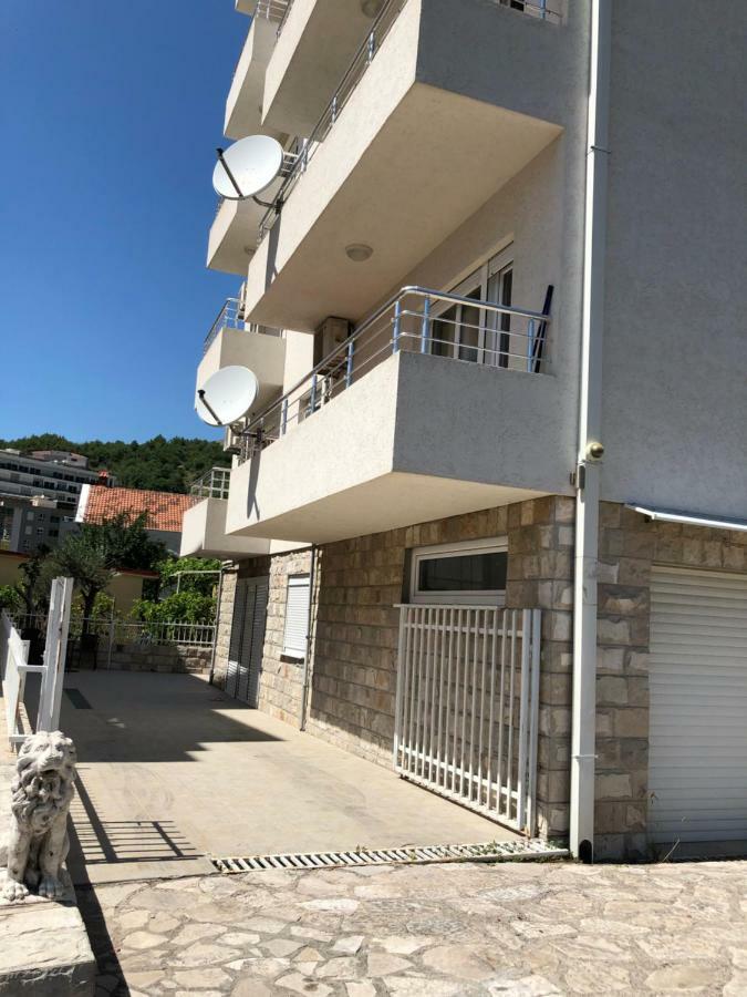 Ruza Apartman Budva Eksteriør billede
